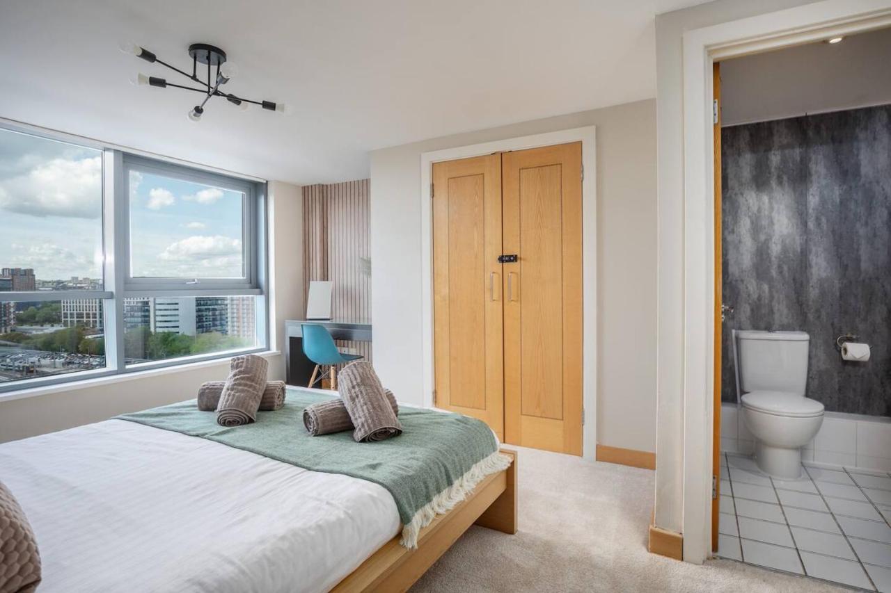 Apartment The Exquisite Penthouse Of Leeds - Sleeps 8 *
