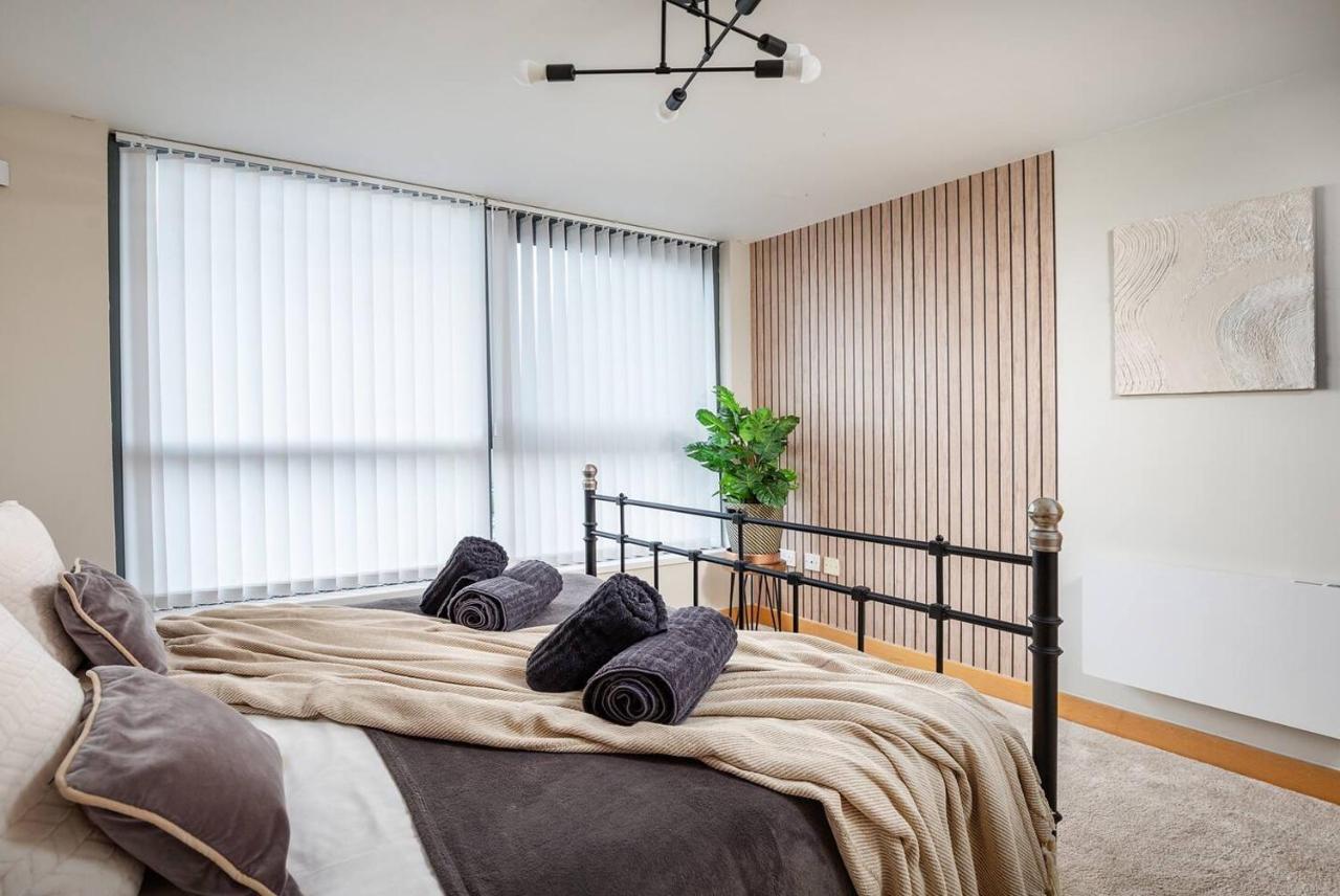Apartment The Exquisite Penthouse Of Leeds - Sleeps 8