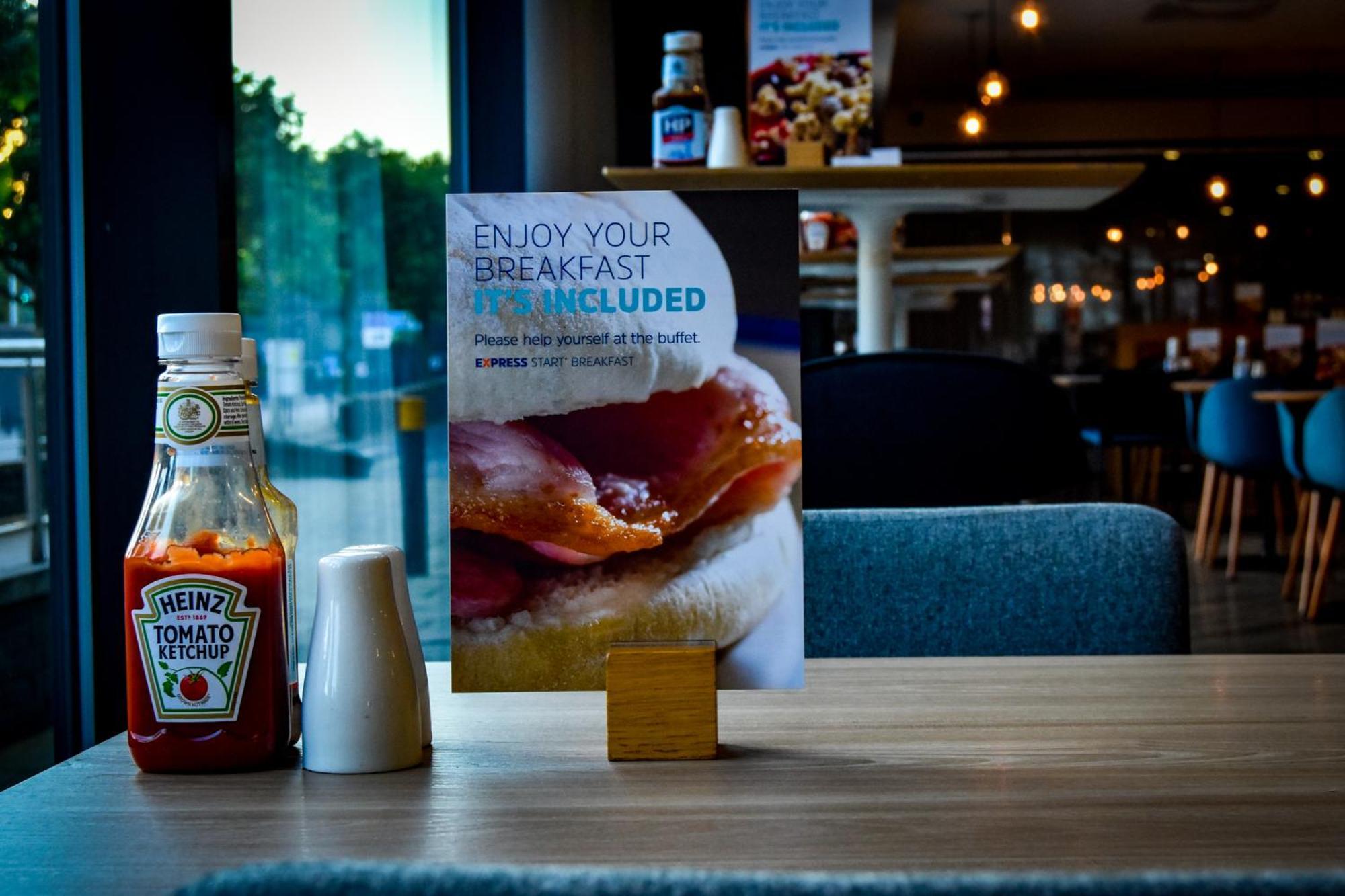 Express Leeds Centre - Armouries By Ihg Hotel 3*