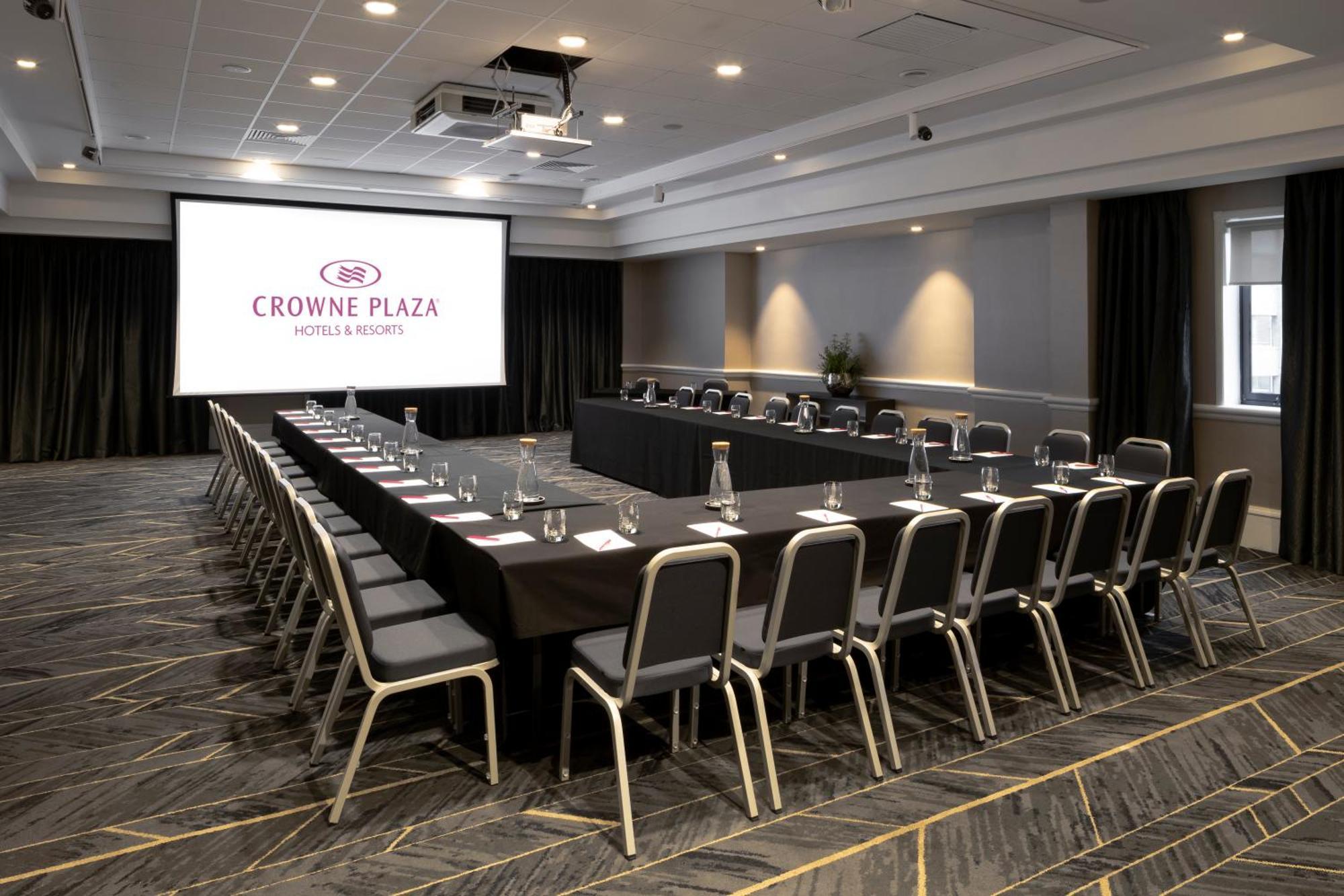 Crowne Plaza Leeds By Ihg 4* Leeds (West Yorkshire)