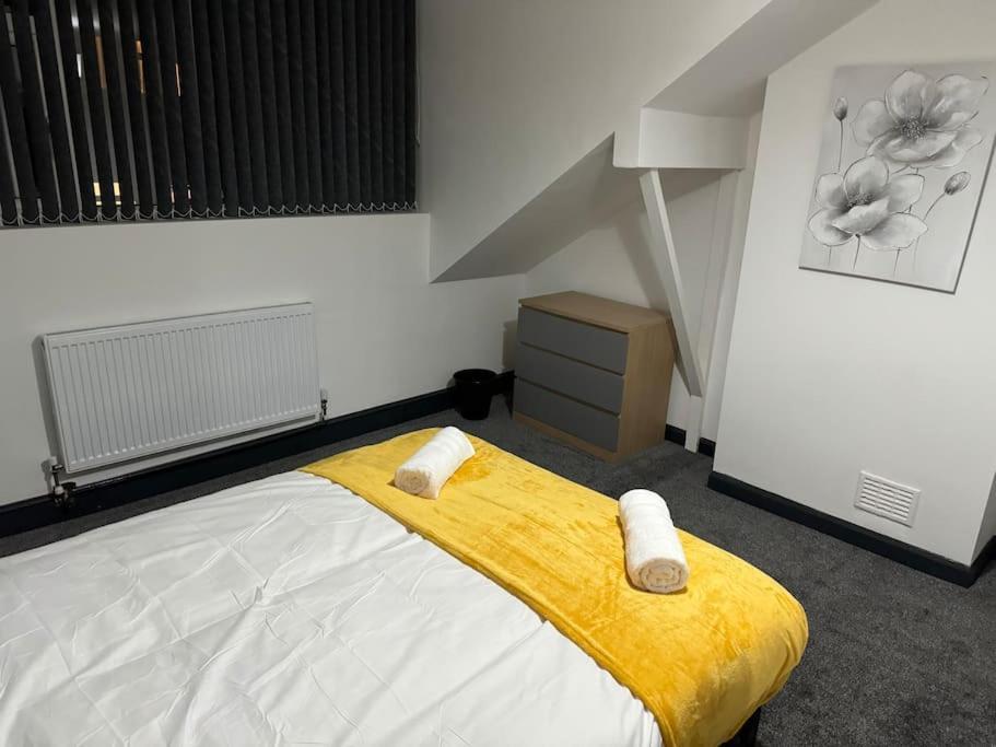 Contractors, Groups 4xbedrooms 5xdouble Beds, Close To Free Parking Sleeps X 10 Wifi ,netflix,lgi Check Reviwz * Leeds (West Yorkshire)