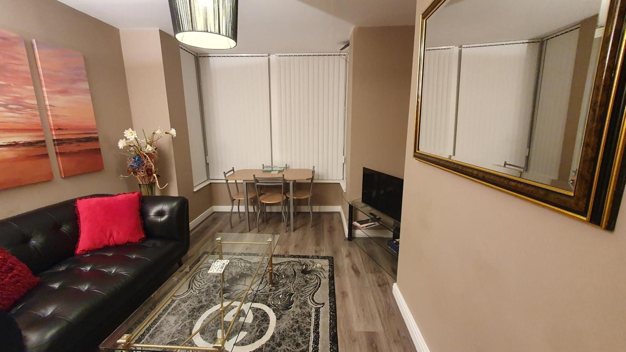 Apartment The Savile - Luxury Leeds - Your Next