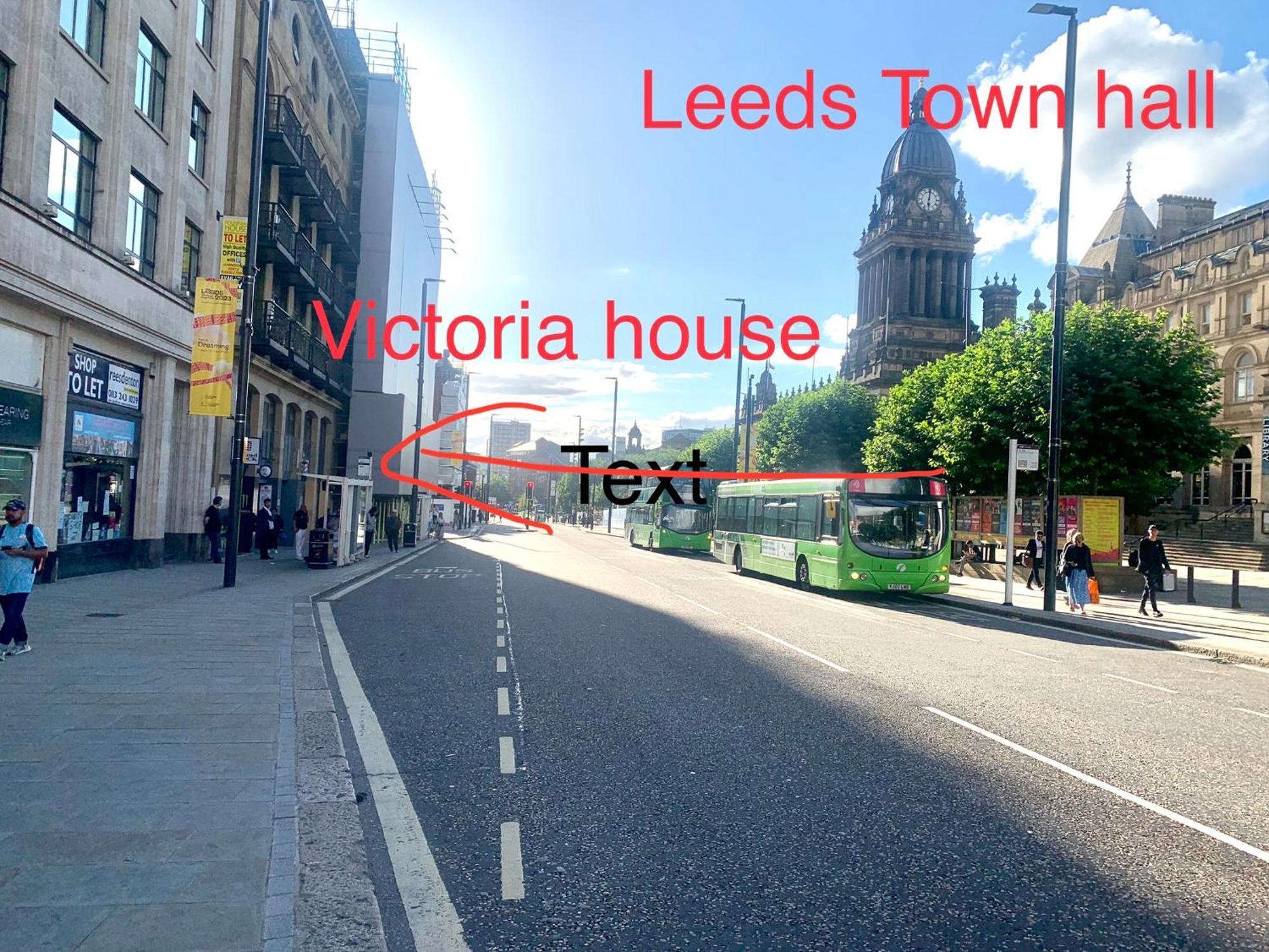 Leeds Centre Luxury 2 Bed Sleeps 6 Fantastic Views *