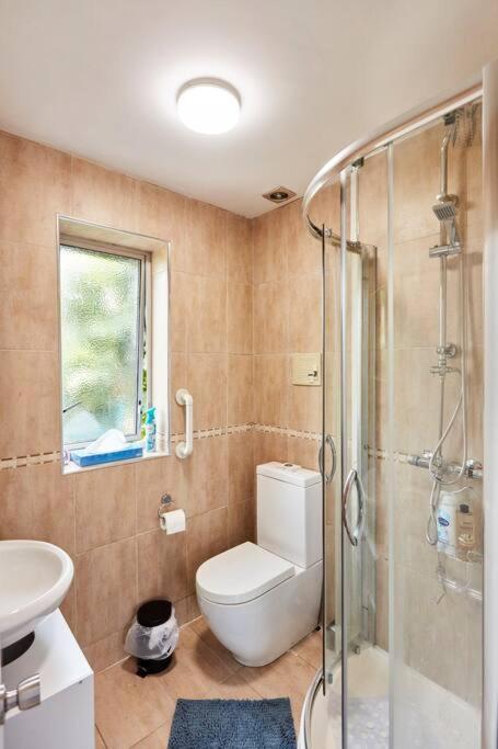 *little Haven In Leeds* ¤private Parking¤ Ensuite * Leeds (West Yorkshire)