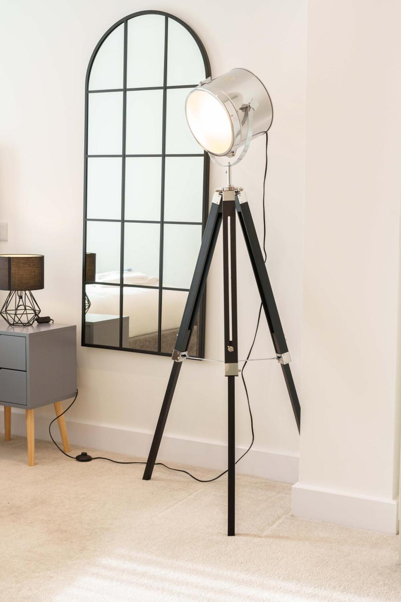 Apartment New 2-Bedroom 2 Bath Apartment In Leeds City Centre Close To All Attractions *