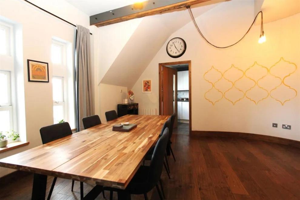 Apartment Large New-york Style Penthouse In Leeds City Centre With Contactless Check In