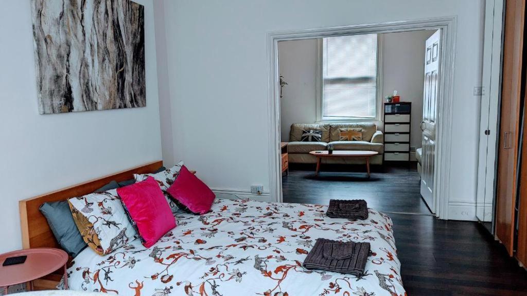 Spacious 1 Brd Like By Lgi Leeds Uni & City Centre Apartment *