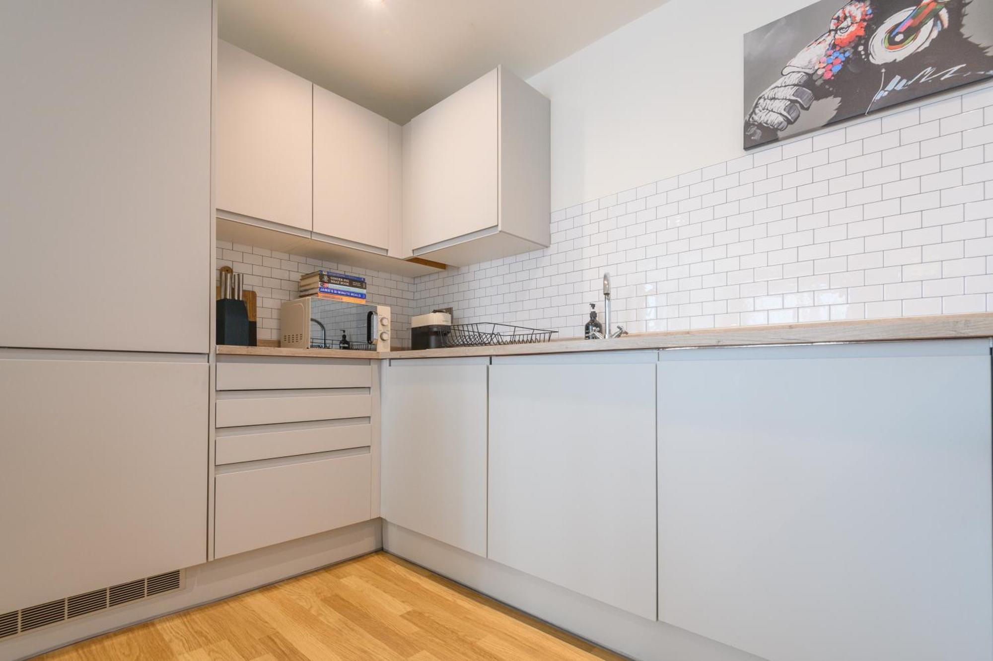 Luxury 3-bed, 3-bath Penthouse - Leeds Centre - Underground Parking Apartment Leeds (West Yorkshire)