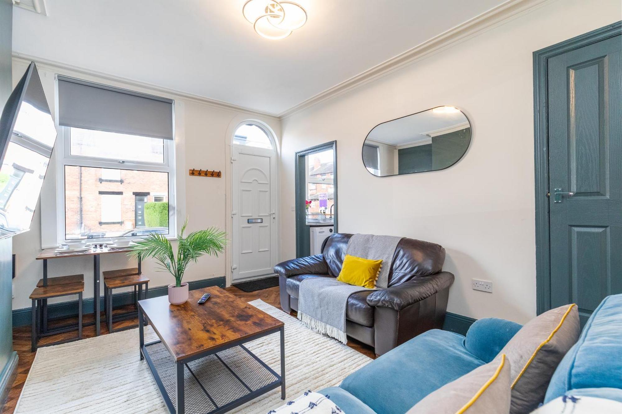 Holiday home Spacious Two Bed House In Headingley *