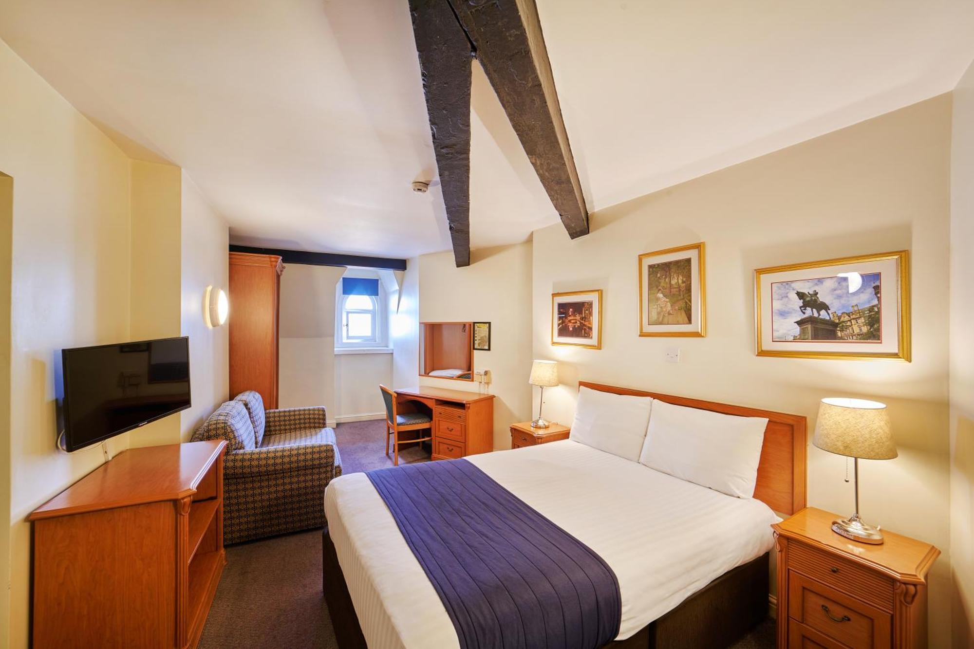 Discovery - Leeds Hotel 2*
