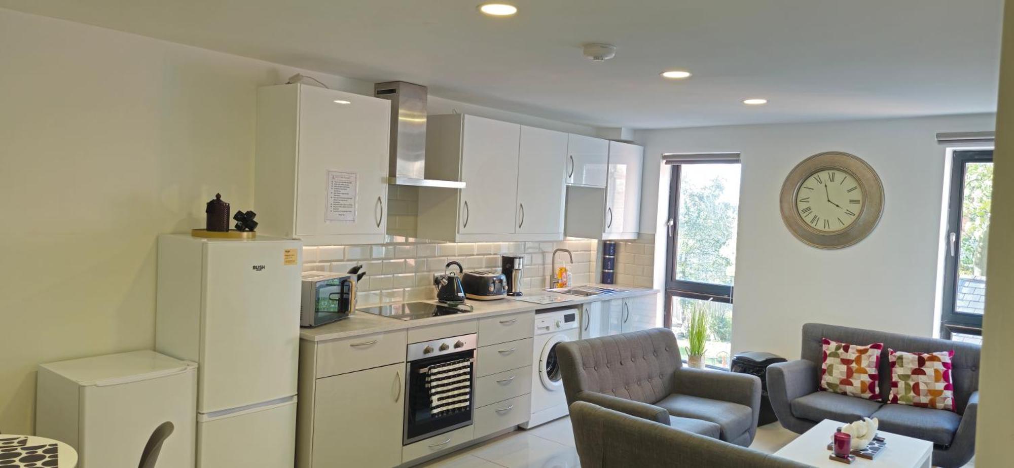 Mpl Ensuites With Kitchenettes - - Netflix & Wifi- First Direct & 02 Arena- Lgi Hospital & Uni 5 Mins Guest house