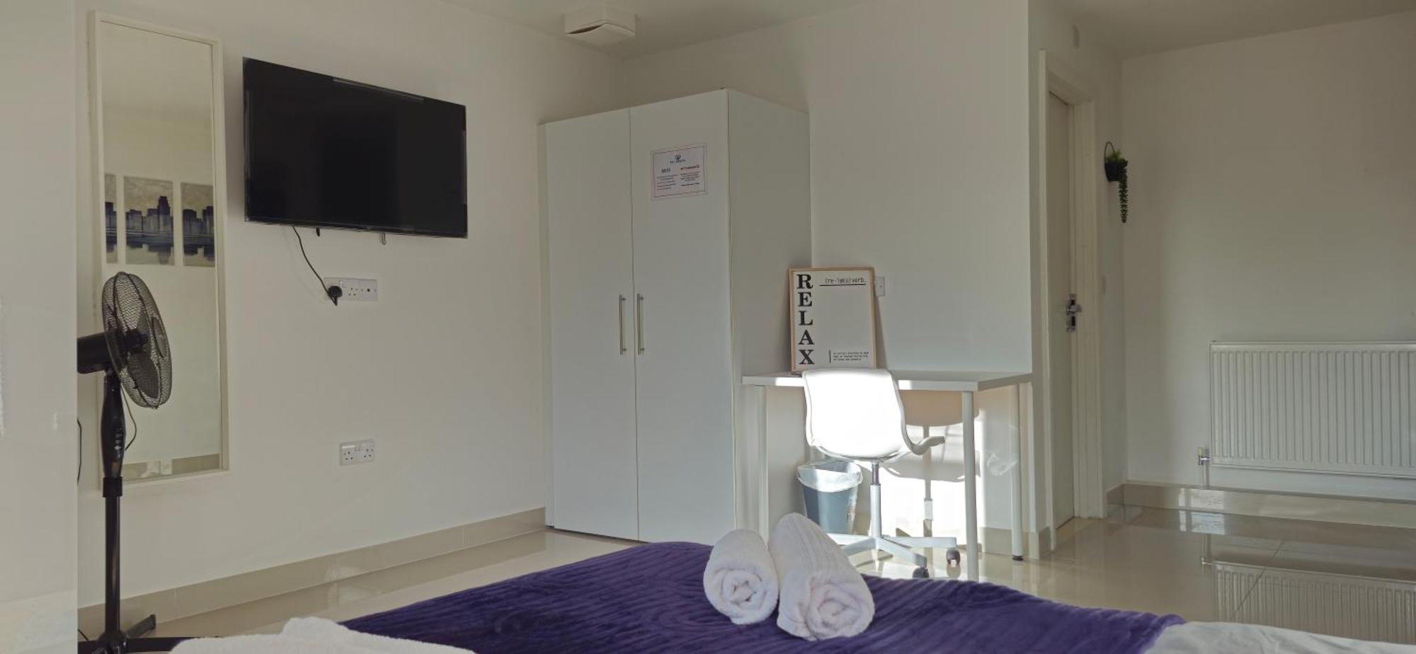 Mpl Ensuites With Kitchenettes - - Netflix & Wifi- First Direct & 02 Arena- Lgi Hospital & Uni 5 Mins Guest house Leeds (West Yorkshire)