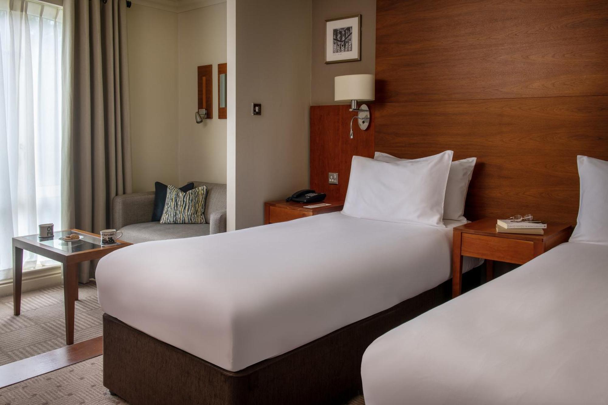 Hotel Thorpe Park And 4*