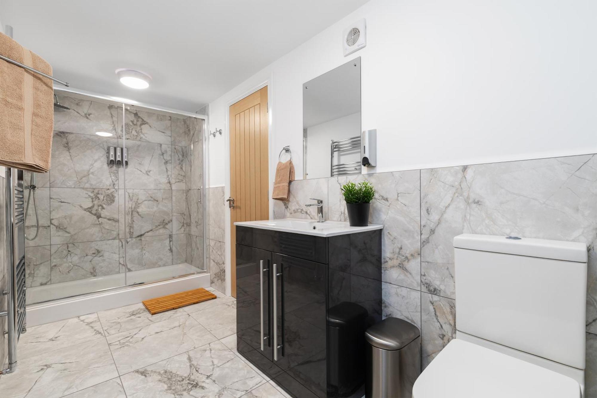 Apartment Luxury Lower-level One Bed Leeds (West Yorkshire)