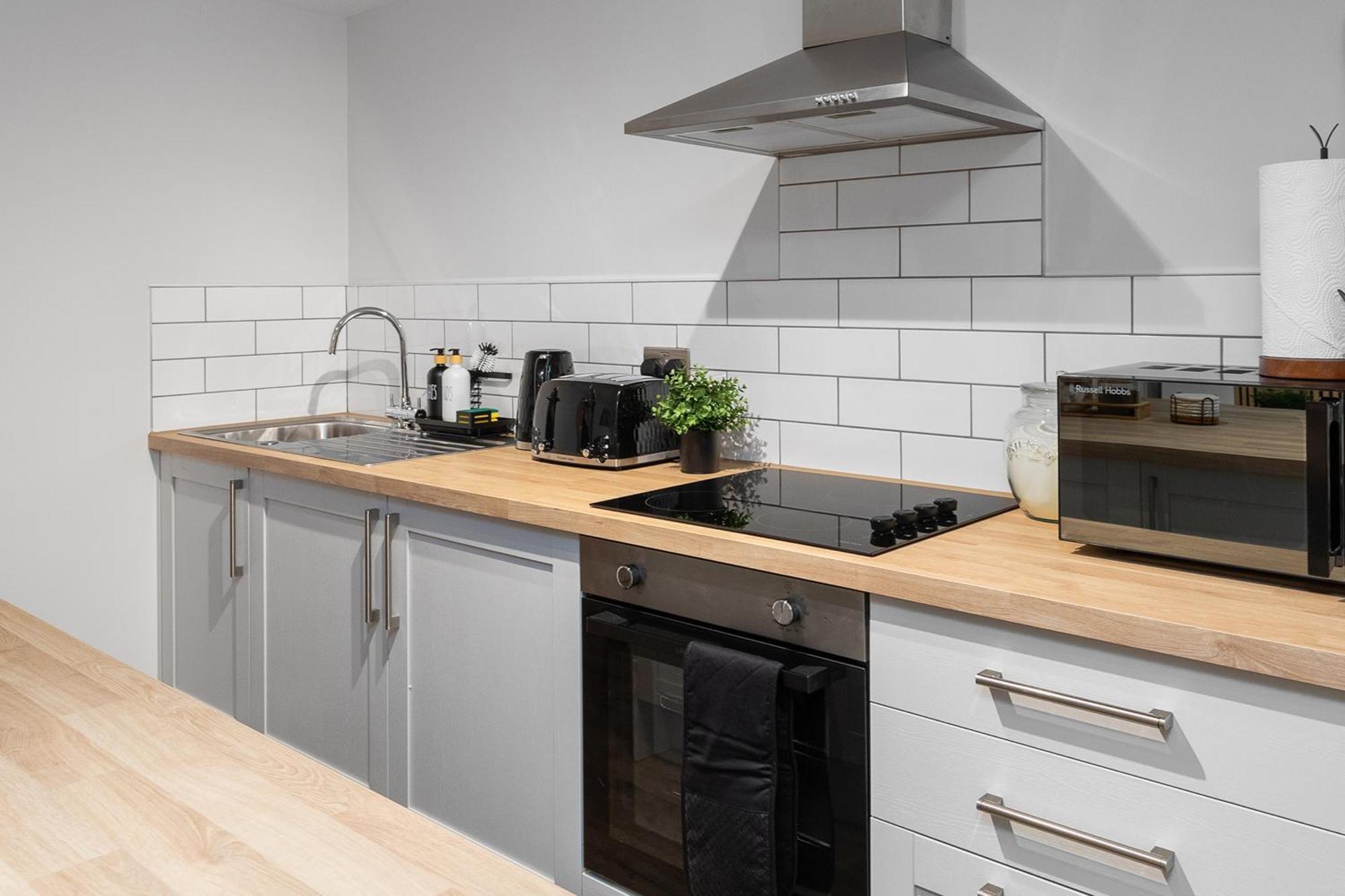 Luxury Lower-level One Bed Leeds (West Yorkshire)