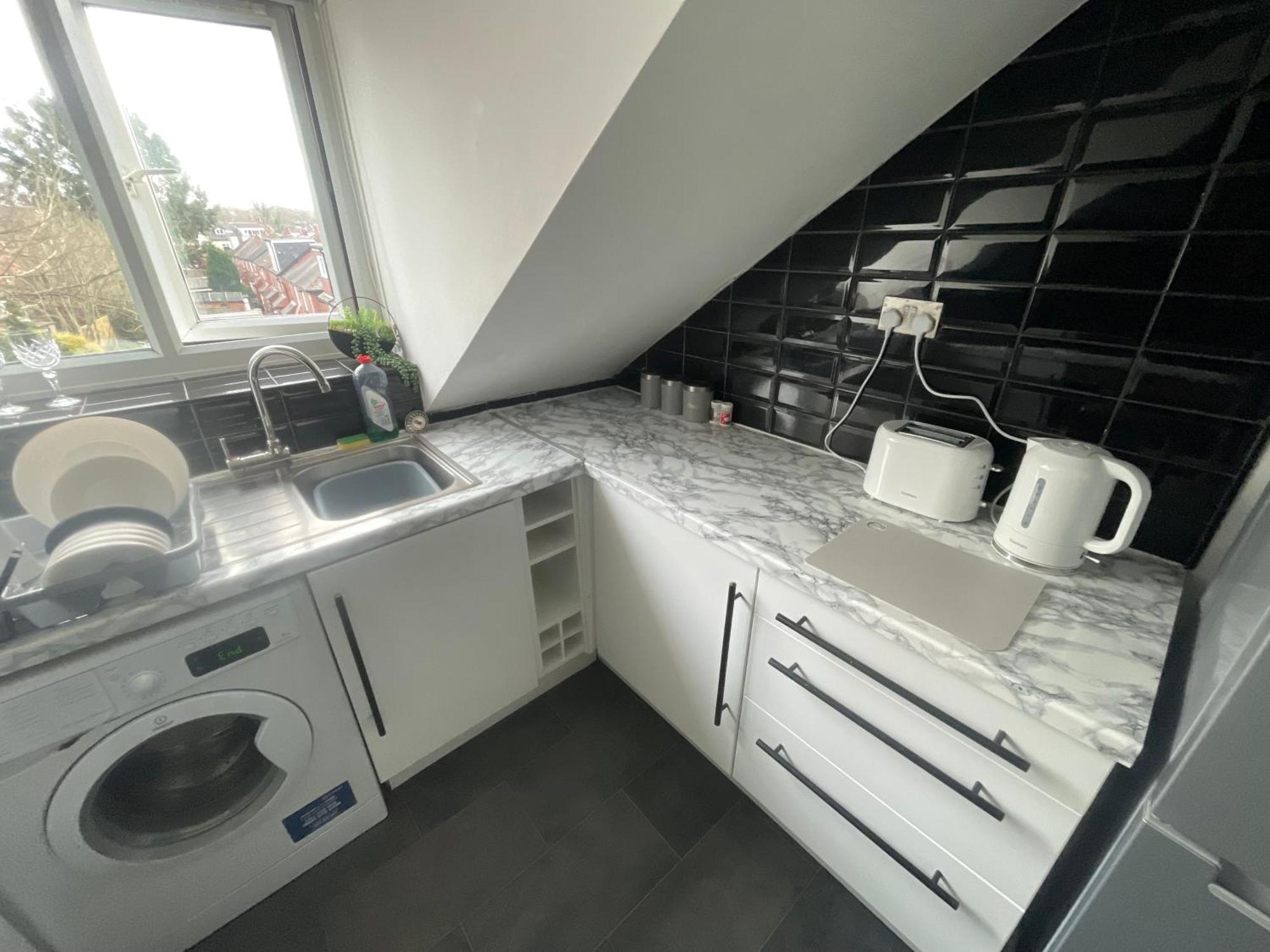 Spacious 2 Bedroom In Headingley Leeds Leeds (West Yorkshire)