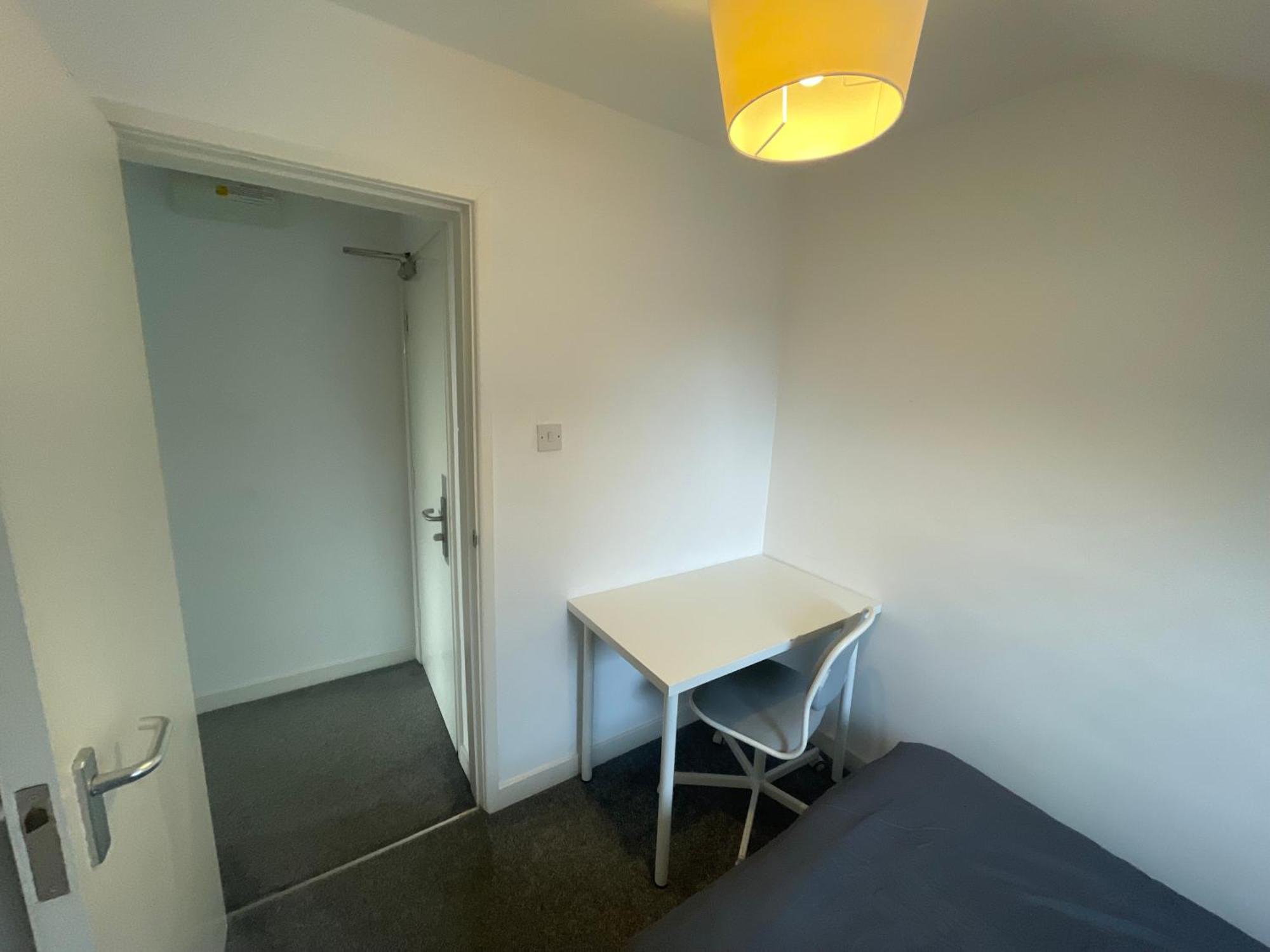 Spacious 2 Bedroom In Headingley Leeds * Leeds (West Yorkshire)