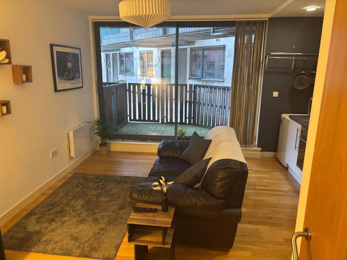 Apartment 1 Bed Apartment- City Centre *