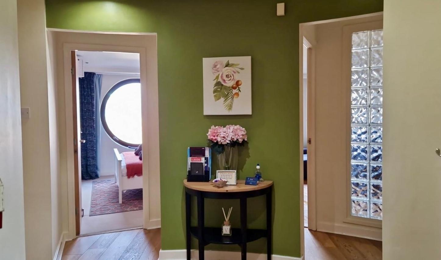 Leeds Centre Luxury 2 Bed Sleeps 6 Fantastic Views Apartment *