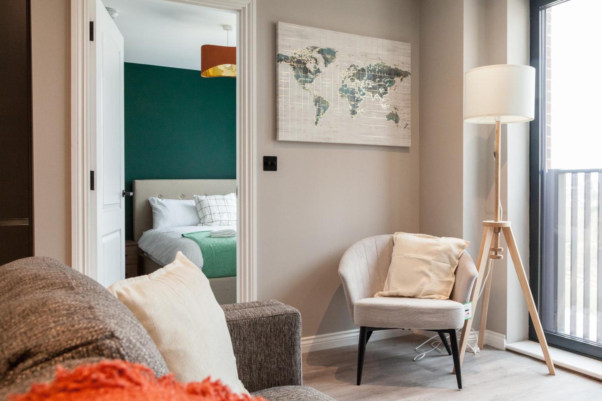 Springwell Gardens Near Leeds Station & Centre Leeds (West Yorkshire)