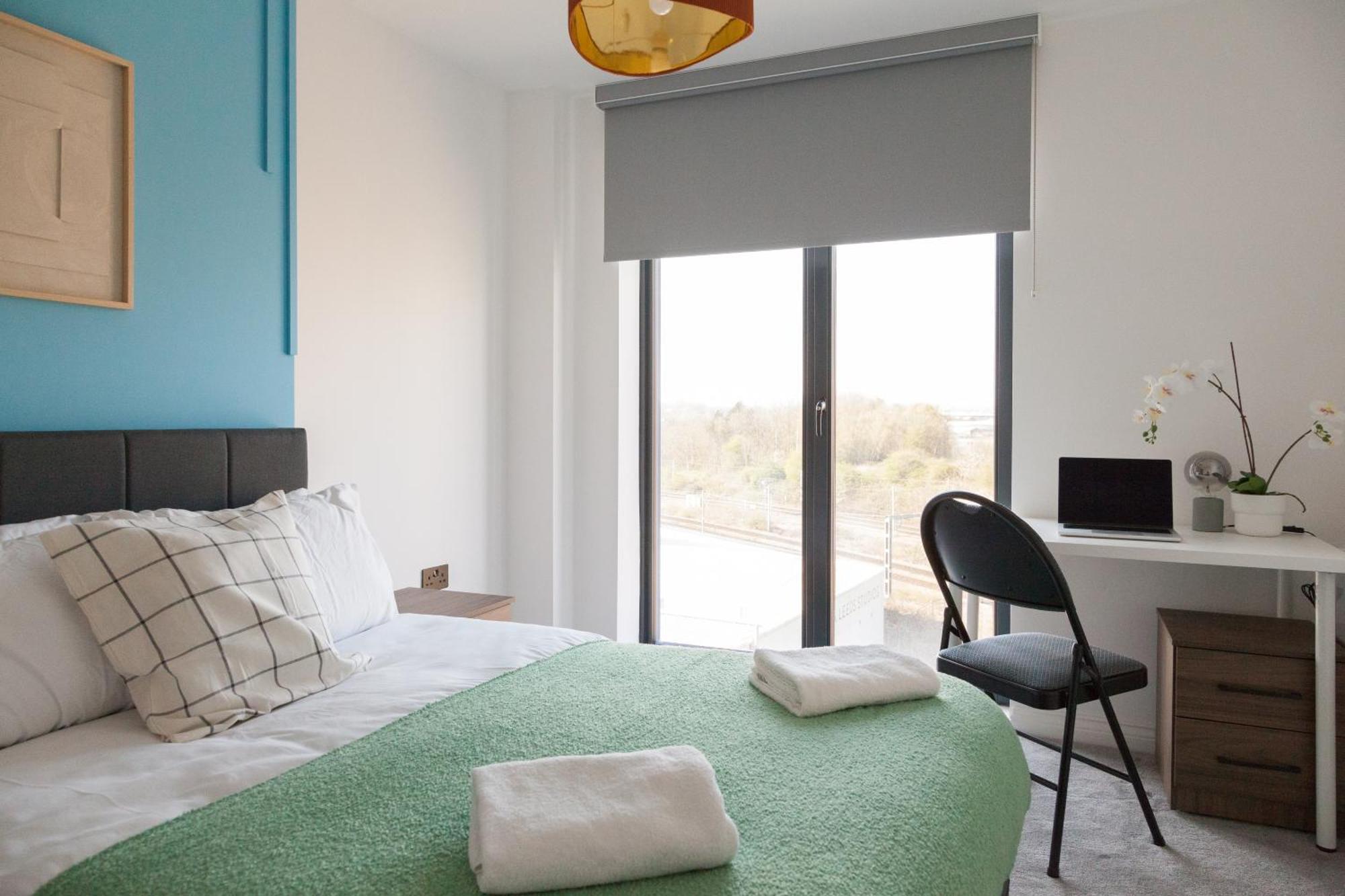 Apartment Springwell Gardens Near Leeds Station & Centre *