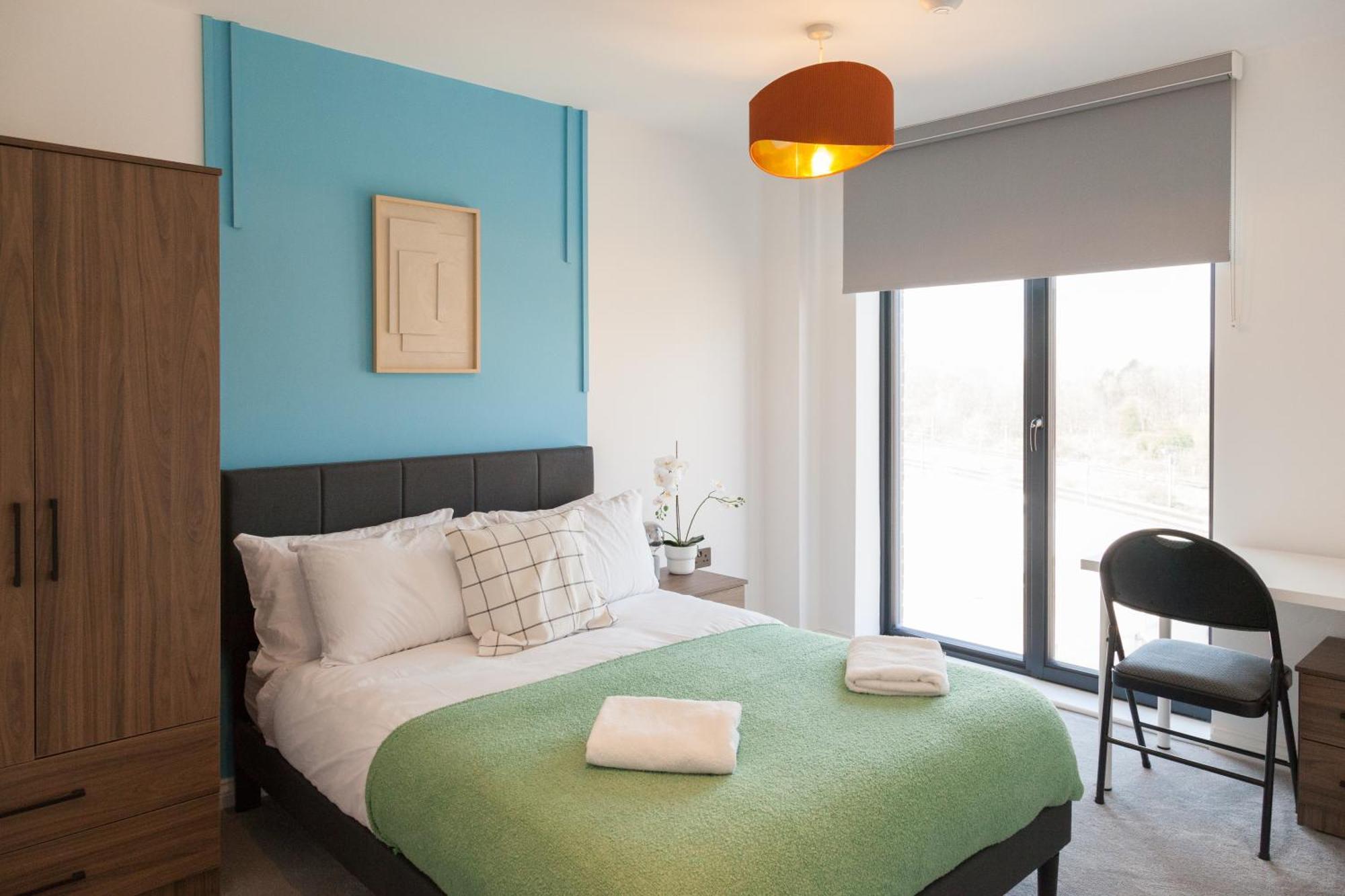 Springwell Gardens Near Leeds Station & Centre Leeds (West Yorkshire)