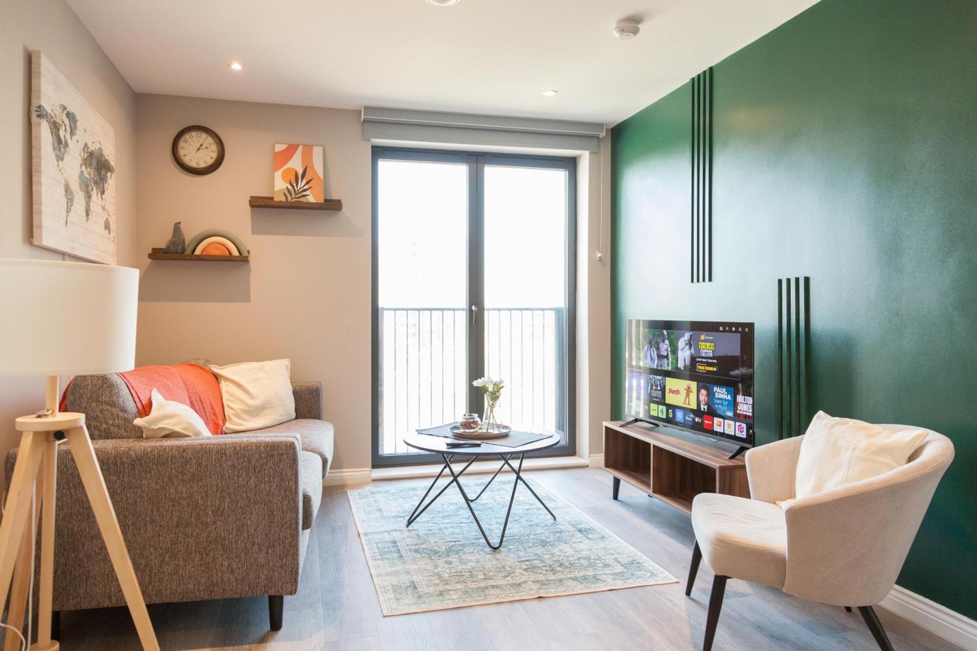 Springwell Gardens Near Leeds Station & Centre Apartment *