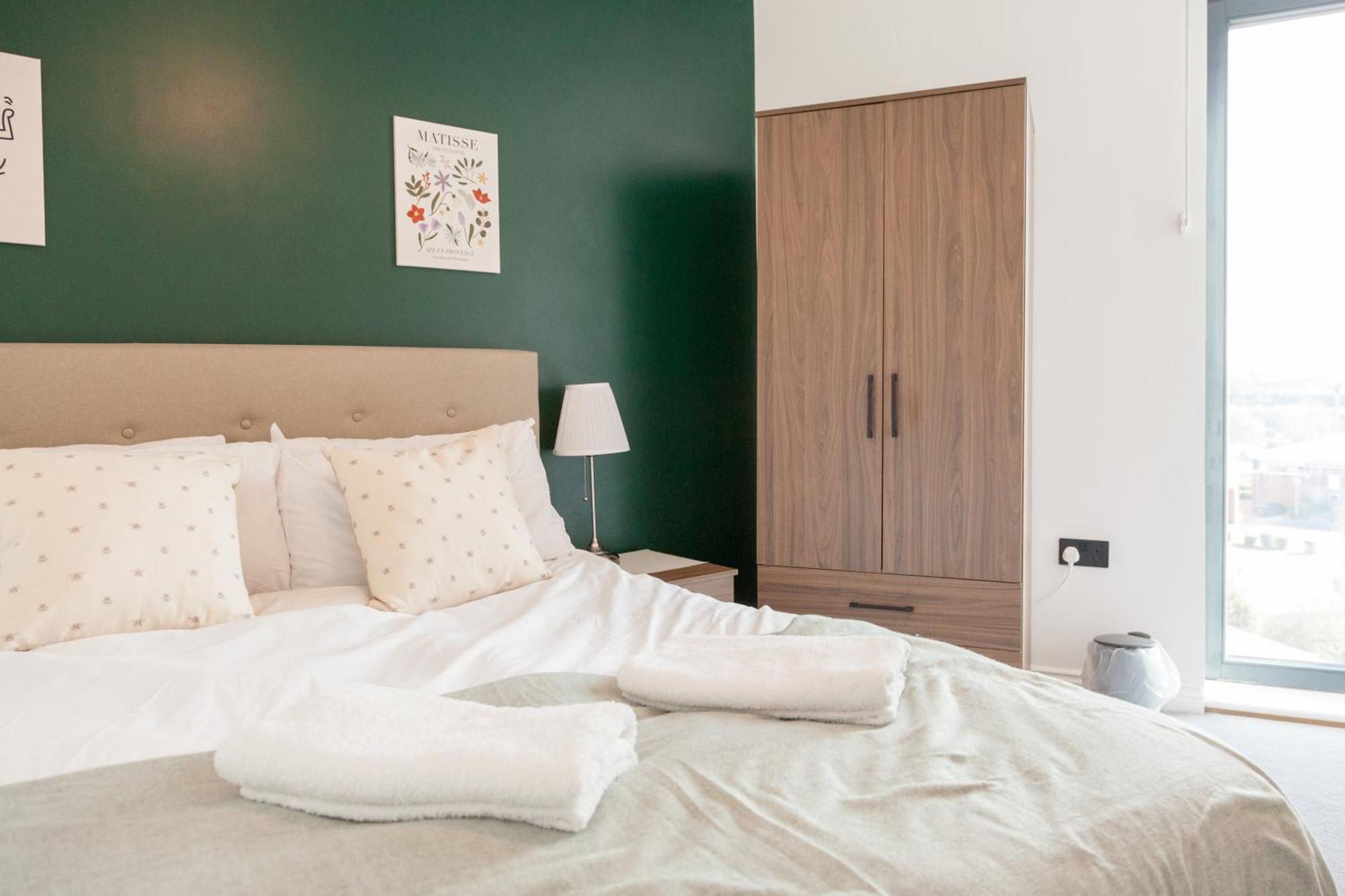 Apartment Springwell Gardens Near Leeds Station & Centre