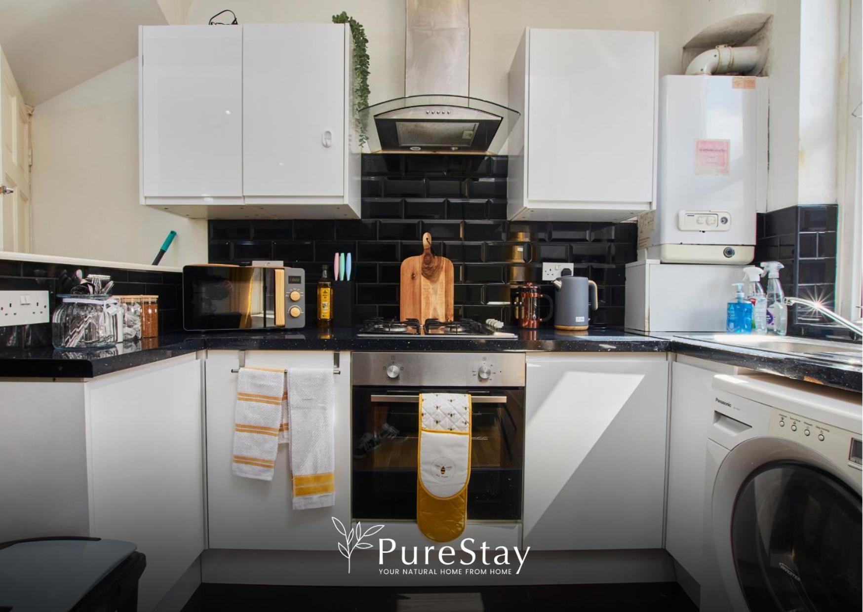 Apartment Perfect Contractor House In With 6 Beds By Purestay- Min 7 Nights! Leeds (West Yorkshire)