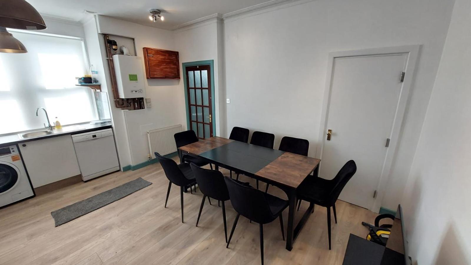 Florence 4 Bedroom House