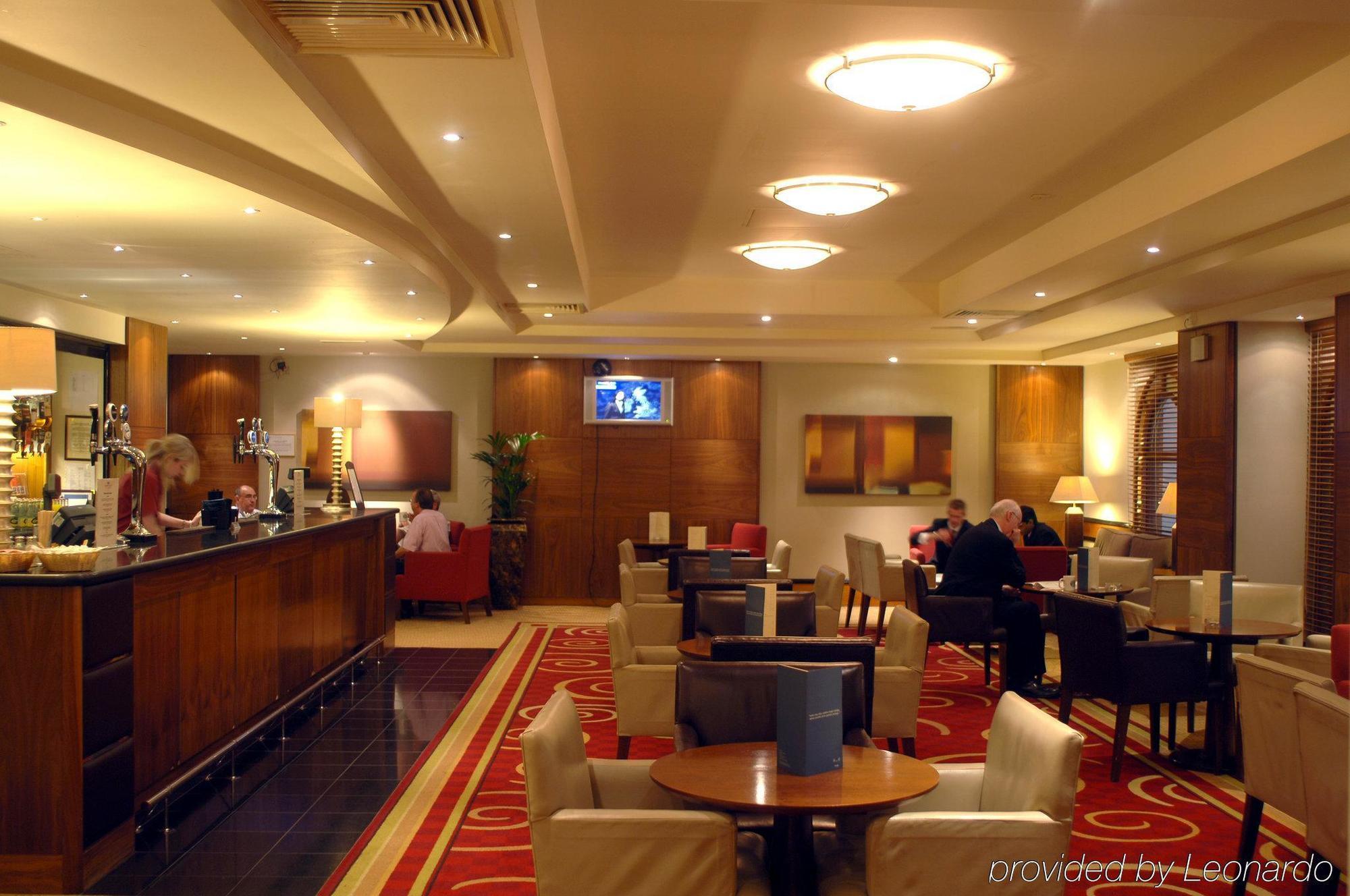 Crowne Plaza Leeds By Ihg Hotel 4*