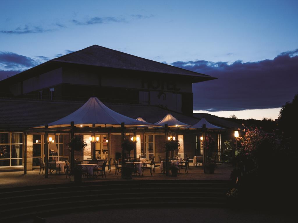 Thorpe Park And 4* Leeds (West Yorkshire)