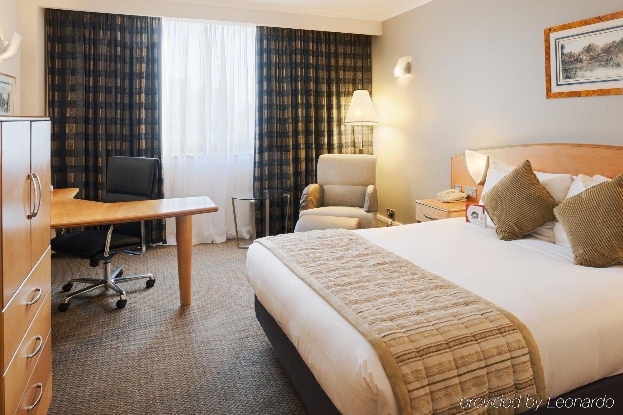 Crowne Plaza Leeds By Ihg Hotel