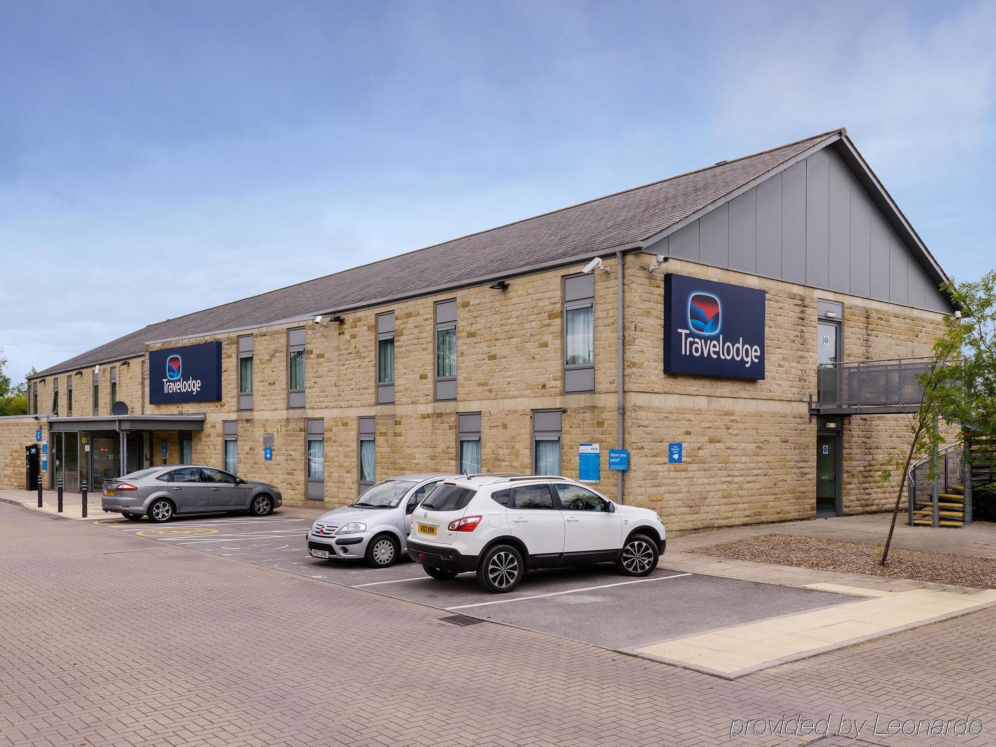 Travelodge Leeds Bradford Airport Hotel 3*