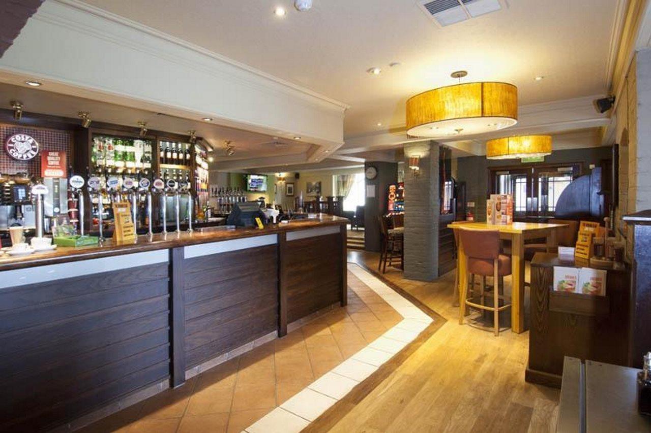 Hotel Premier Leeds / Bradford Airport 3*