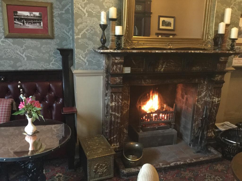 Black Horse Otley Hotel 3*