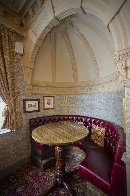 Hotel Black Horse Otley 3*