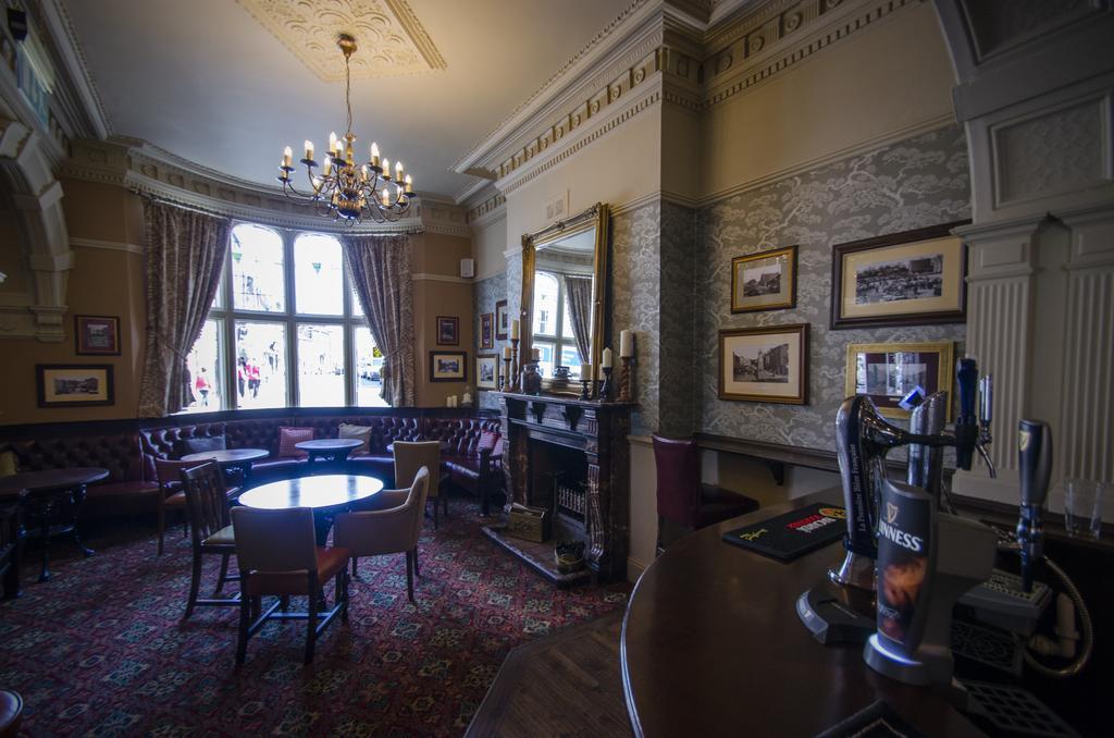 Black Horse Otley 3*