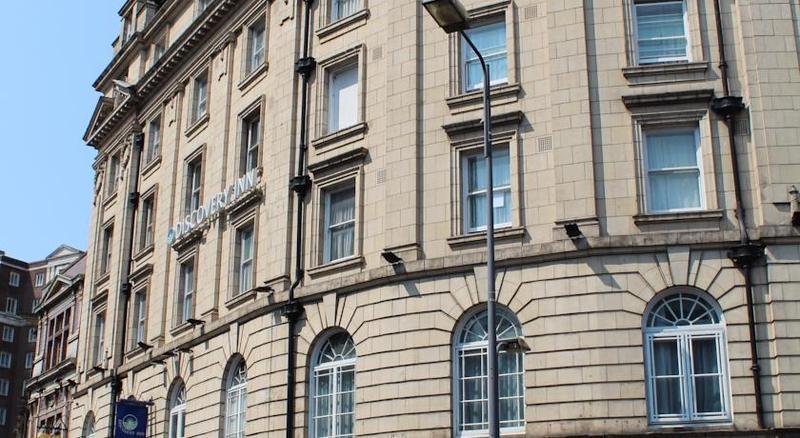 Discovery - Leeds Hotel