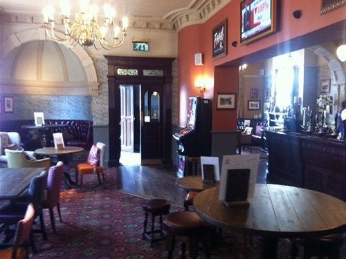 Black Horse Otley Hotel 3*