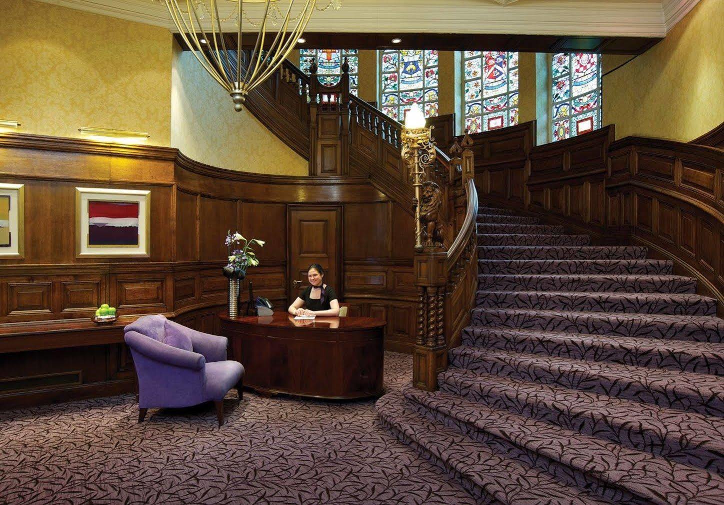 Quebecs 4* Leeds (West Yorkshire)