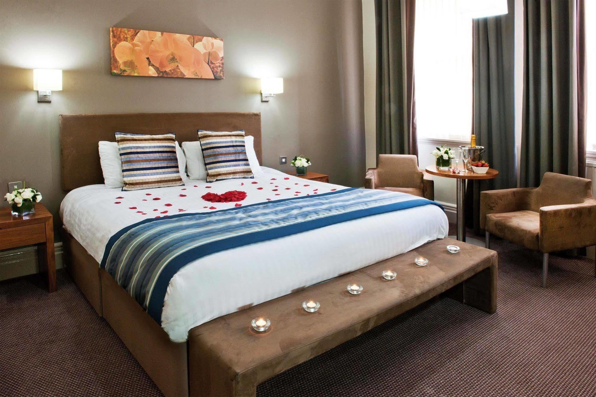 The Met Hotel 4*