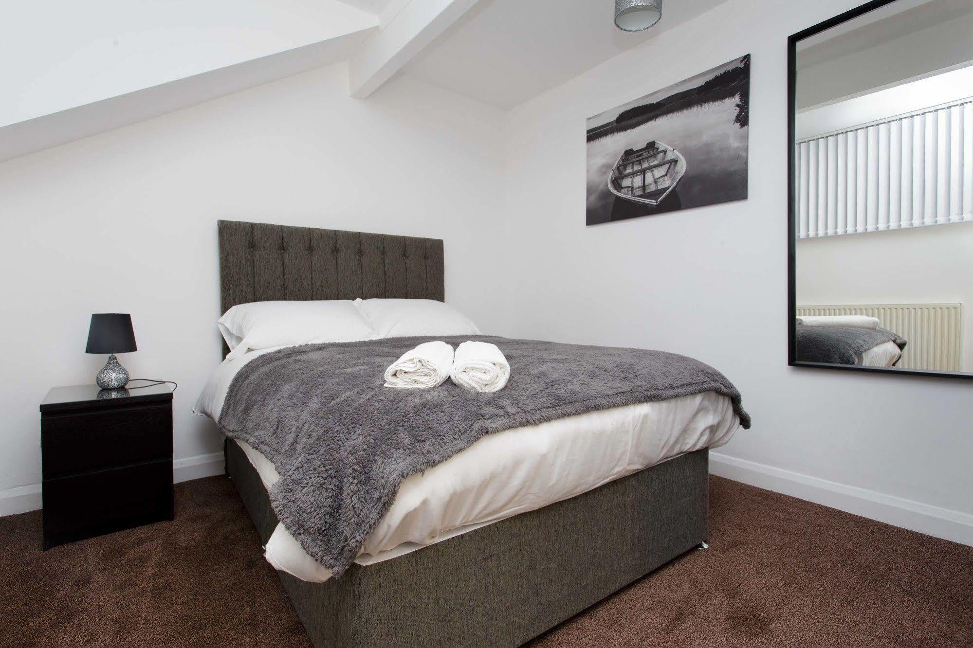 Shaftesbury Apartment Leeds (West Yorkshire)