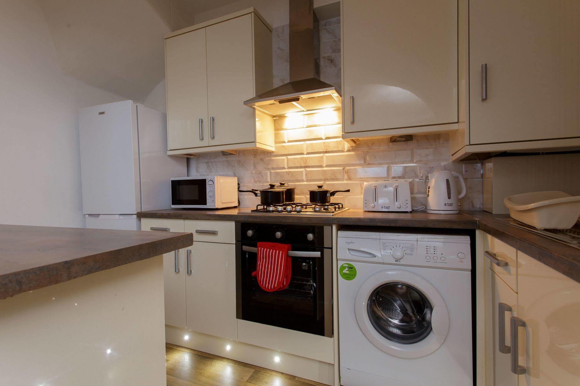 Shaftesbury Apartment Leeds (West Yorkshire)