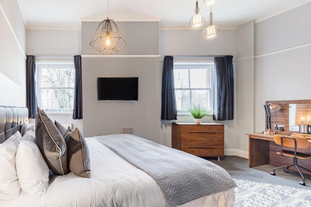 The Corson At Claremont Apartment