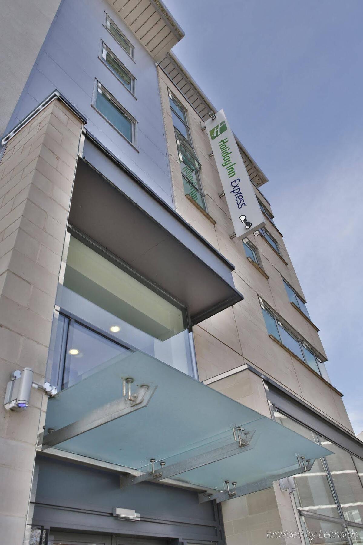 Hotel Express Leeds Centre - Armouries By Ihg 3*