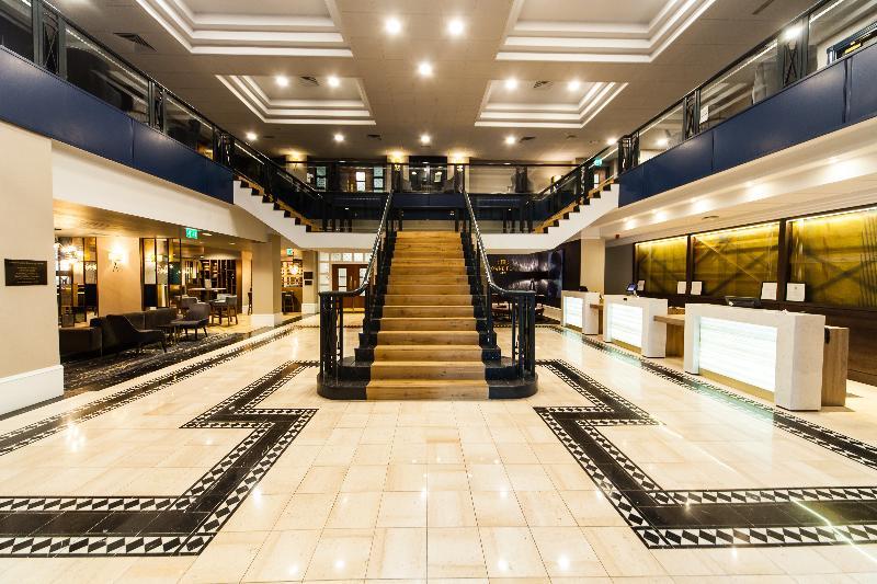 Crowne Plaza Leeds By Ihg 4*