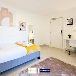 3 Bedroom Apt By Threethreethreesproperty Short Lets & Serviced Accommodation Leeds With Wi-Fi & Parking