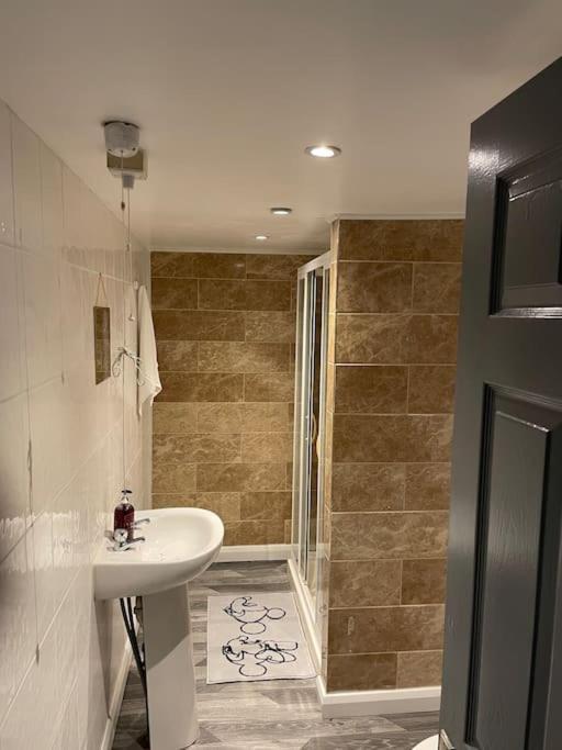 Luxury 2 Leeds (West Yorkshire)