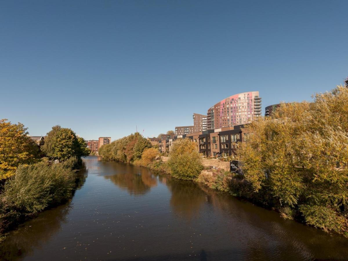Pass The Keys A Hidden Gem - Summer Bliss Near Roundhay Park Apartment Leeds (West Yorkshire)